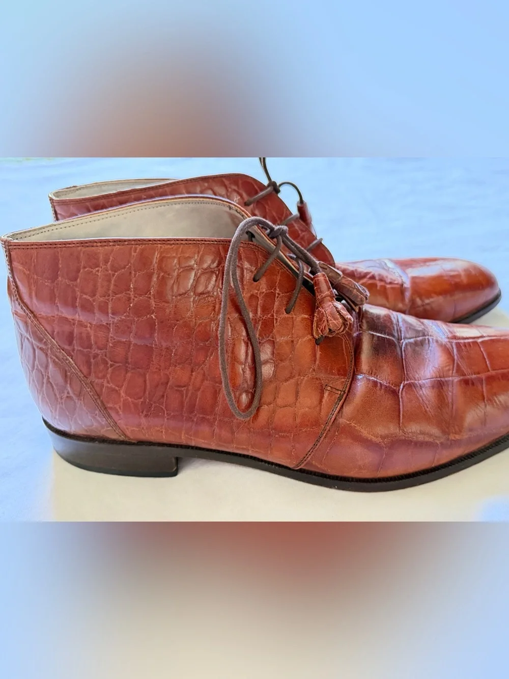 Stacy Adams Men’s Size 12 Hand Made Croc Embossed Leather Chukka Boots